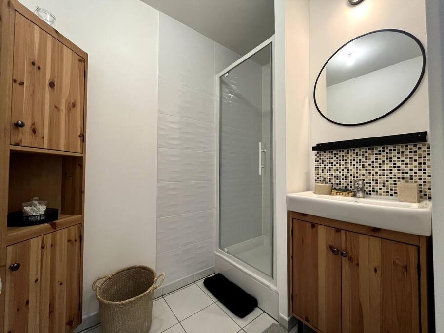 Le Nid De Dammarie-Les-Lys Apartment ภายนอก รูปภาพ
